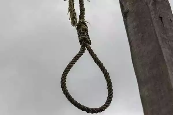 Shocking! 35-Year-Old Housewife Commits Suicide In Ogun